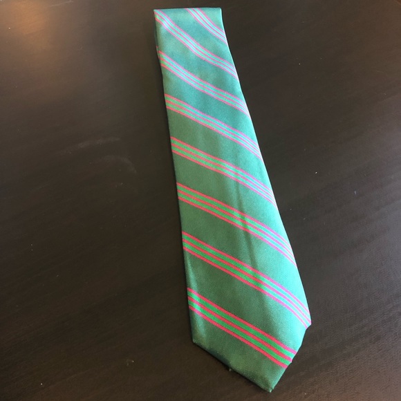 Made in Italy Silk Tie PERFECT for the holidays - Picture 2 of 5